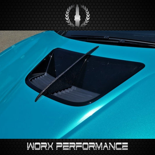 BMW I8 Z-Style Carbon Fiber Bonnet Trim